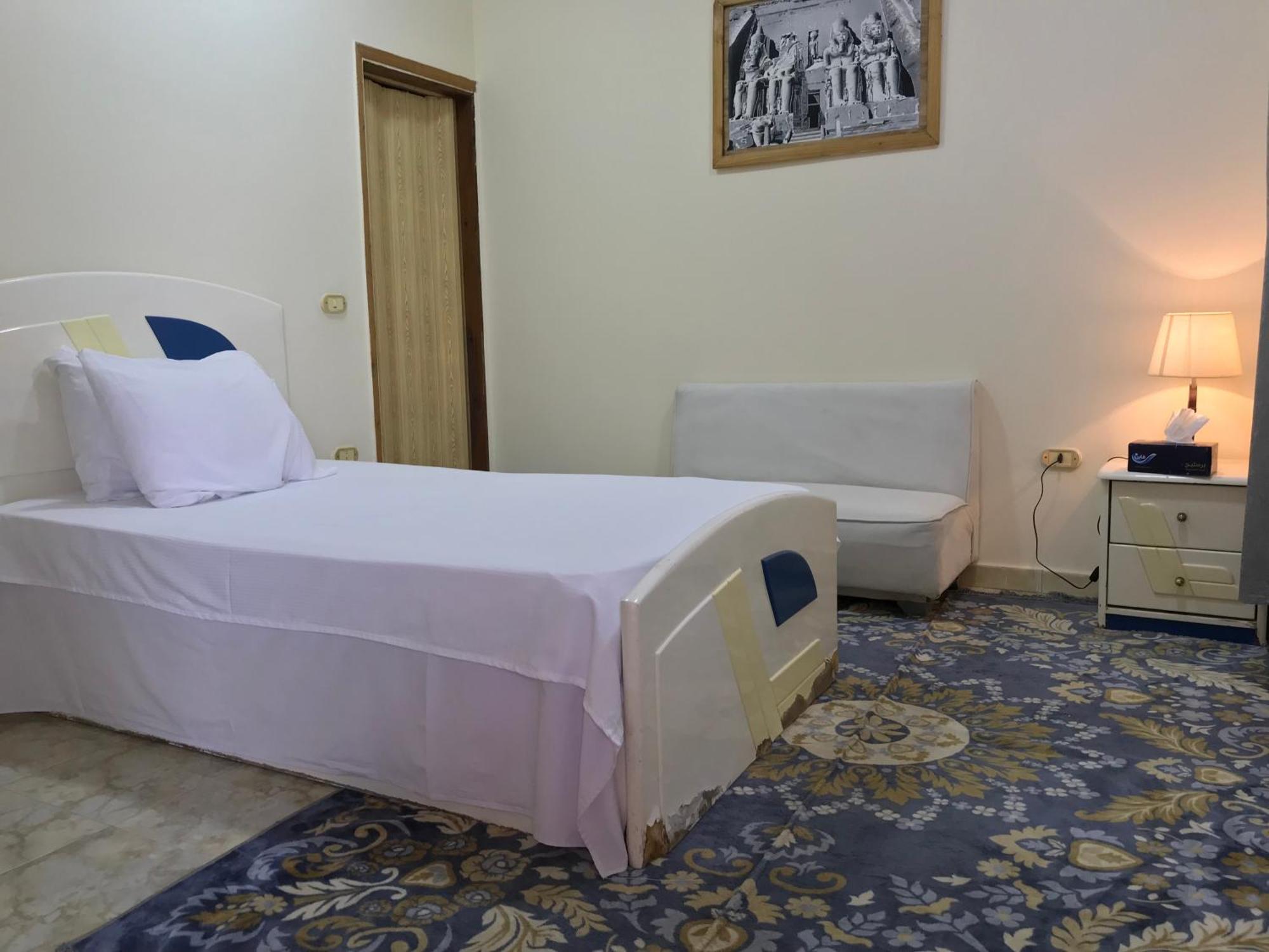 Sakkara Inn Hotel El Hawamdeya エクステリア 写真