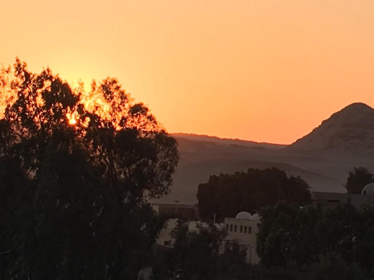 Sakkara Inn Hotel El Hawamdeya エクステリア 写真